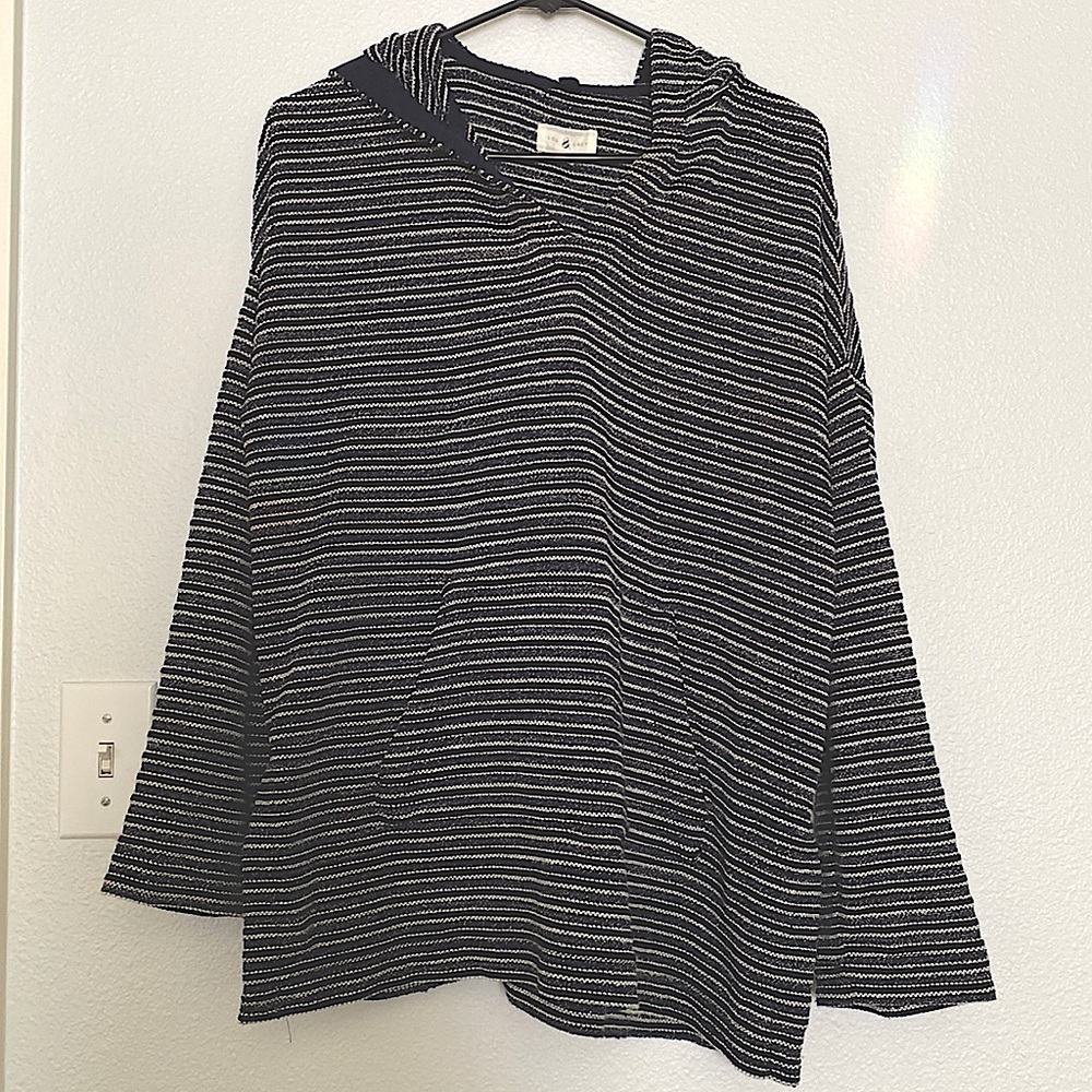 Lou Grey boho style light hoodie